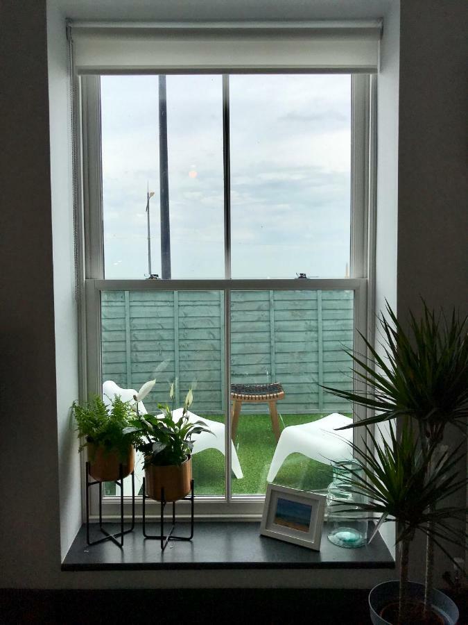The Dreamland Apartment - Margate Beach - By Goldex Coastal Breaks Exterior photo